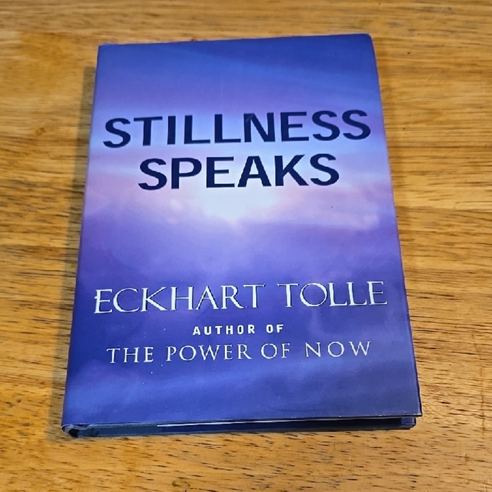 Stillness Speaks by Eckhart Tolle - Blue Cover
